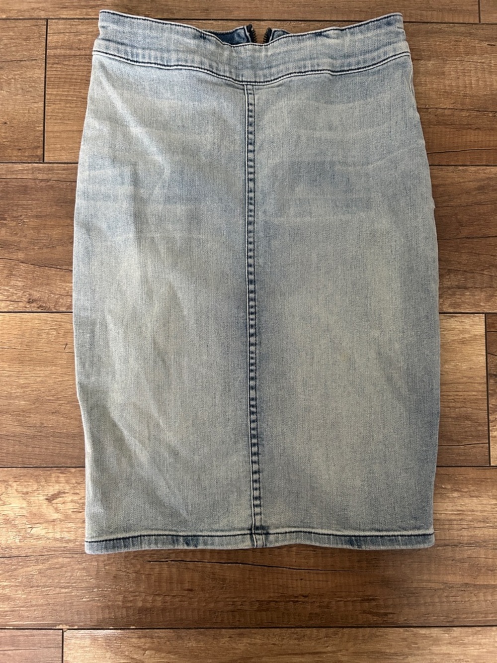 Women's Light Blue Denim Pencil Skirt - Classic Slim Fit